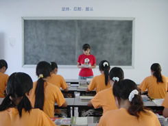 鄭州教育對外交流服務(wù)中心 拓展國際視野，助力教育發(fā)展