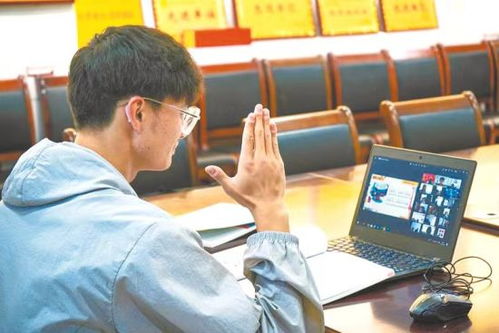 跨越山海的教育連線——平頂山華文教育志愿服務者為海外華人上網課的故事