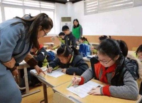 幼兒園延時服務正式推行，家長喜出望外，教育部門詳解惠民新舉措